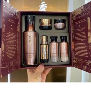 Sulwhasoo Timetreasure Invigorating Serum 50ml